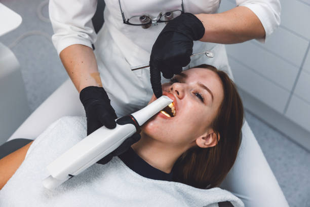 Best Emergency Gum Treatment in Victoria, KS